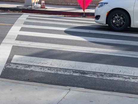 Walking While Texting Injuries Are on the Rise in Texas